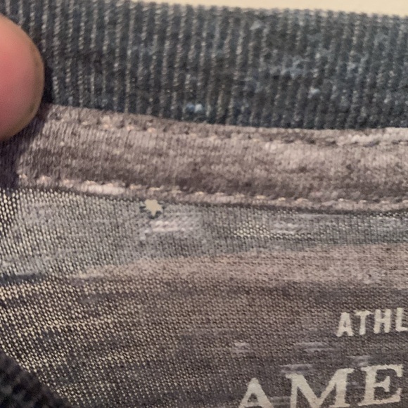 Stylish American Eagle Striped V Neck Ultra Soft Cotton Blend Tshirt SZ Large 🔥 - Picture 6 of 6